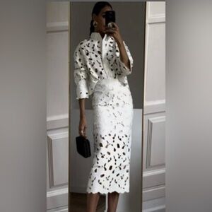 H&M White Floral Cutout Skirt Set - viral limited edition! Brand new with tags